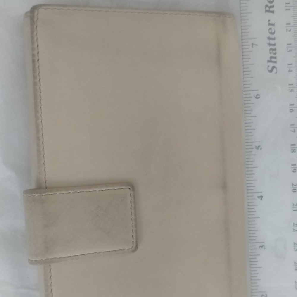Long Rare Large Silver Button Snap Gucci Wallet - image 2